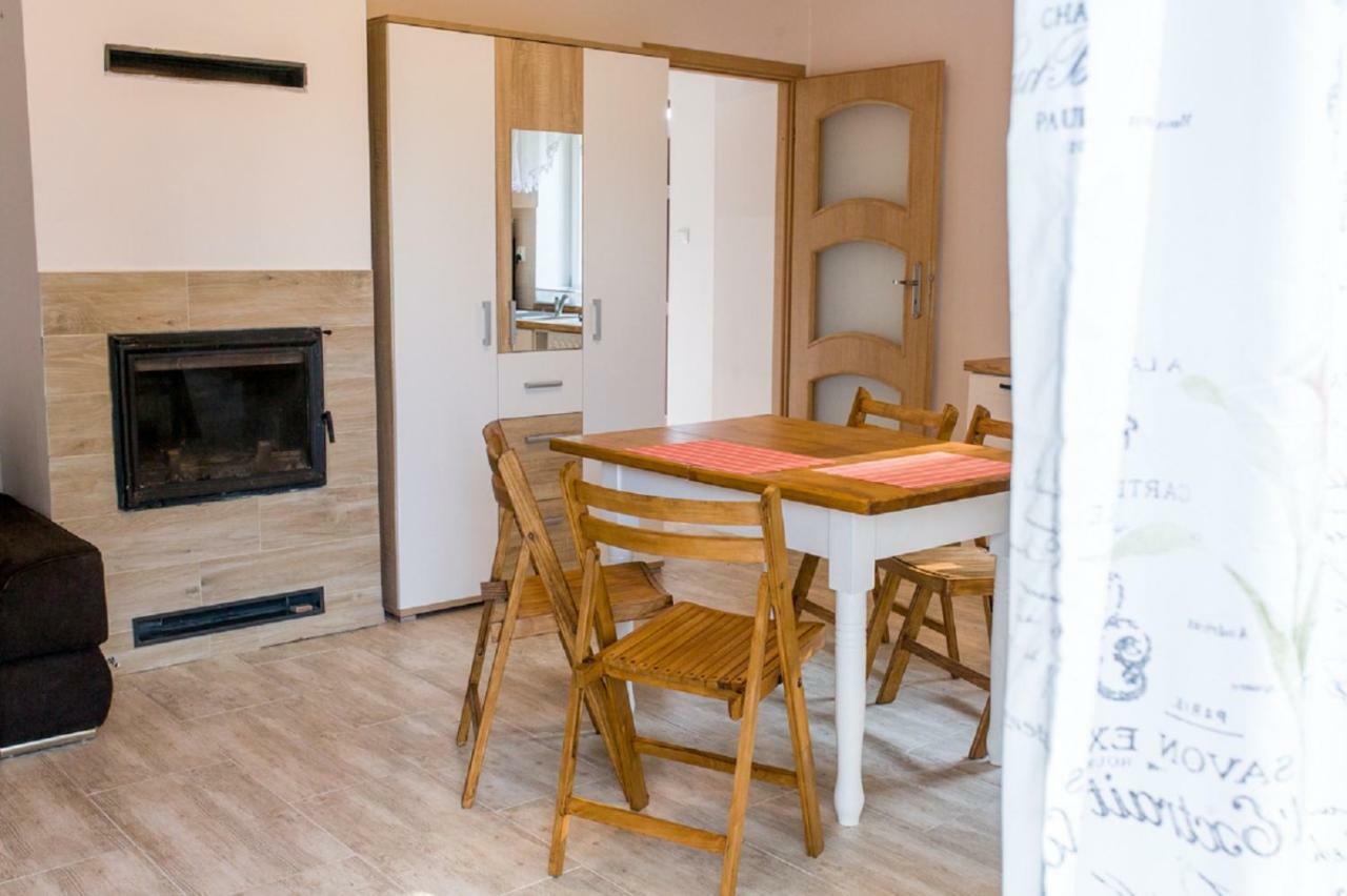 Apartament Przy Kamiennej Chacie Zalewo  Экстерьер фото